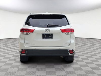 2018 Toyota Highlander Limited Platinum