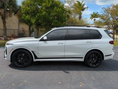 2024 BMW X7 xDrive40i
