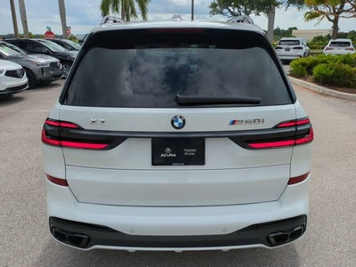 2026 BMW X7 M60i