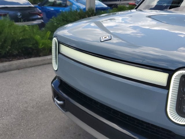 2023 Rivian R1S Adventure