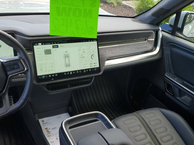 2023 Rivian R1S Adventure