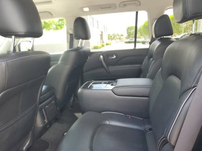 2024 INFINITI QX80 LUXE