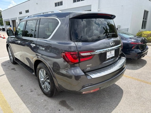 2024 INFINITI QX80 LUXE