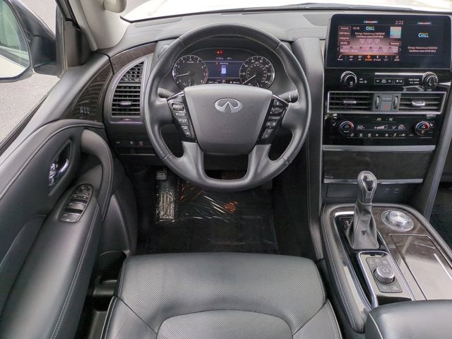 2024 INFINITI QX80 LUXE