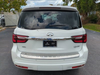 2024 INFINITI QX80 LUXE