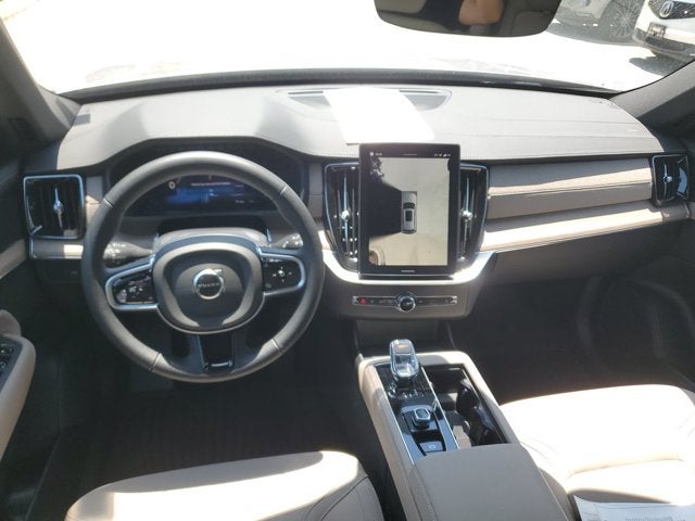 2026 Volvo XC90 Plus