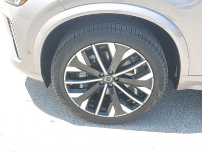 2026 Volvo XC90 Plus