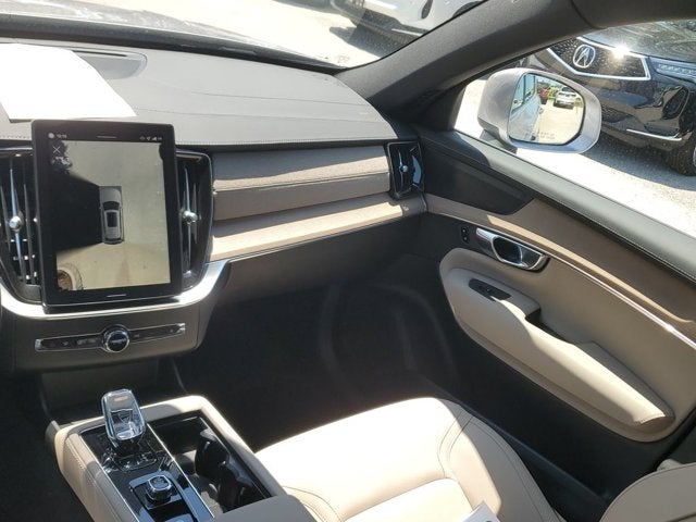 2026 Volvo XC90 Plus