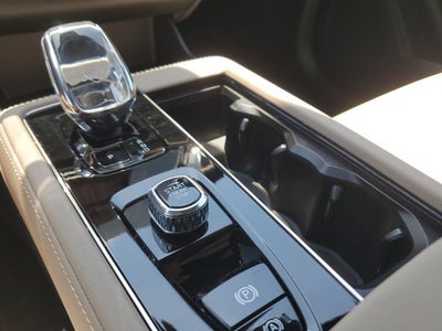 2026 Volvo XC90 Plus