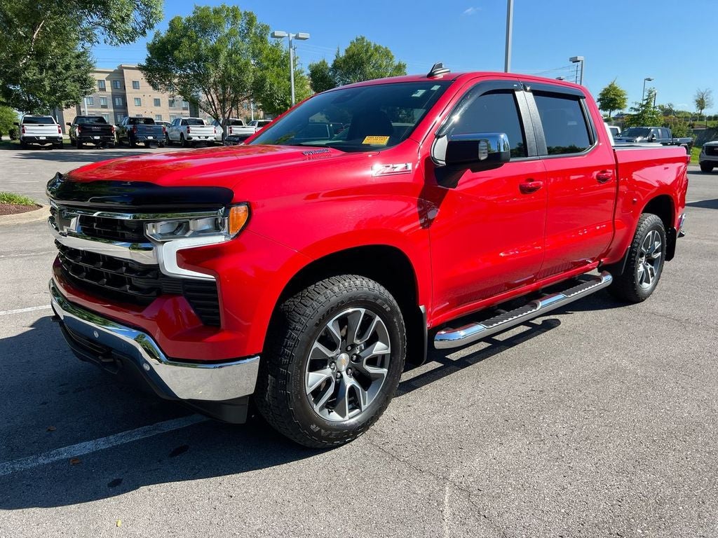 2025 Chevrolet Silverado LT