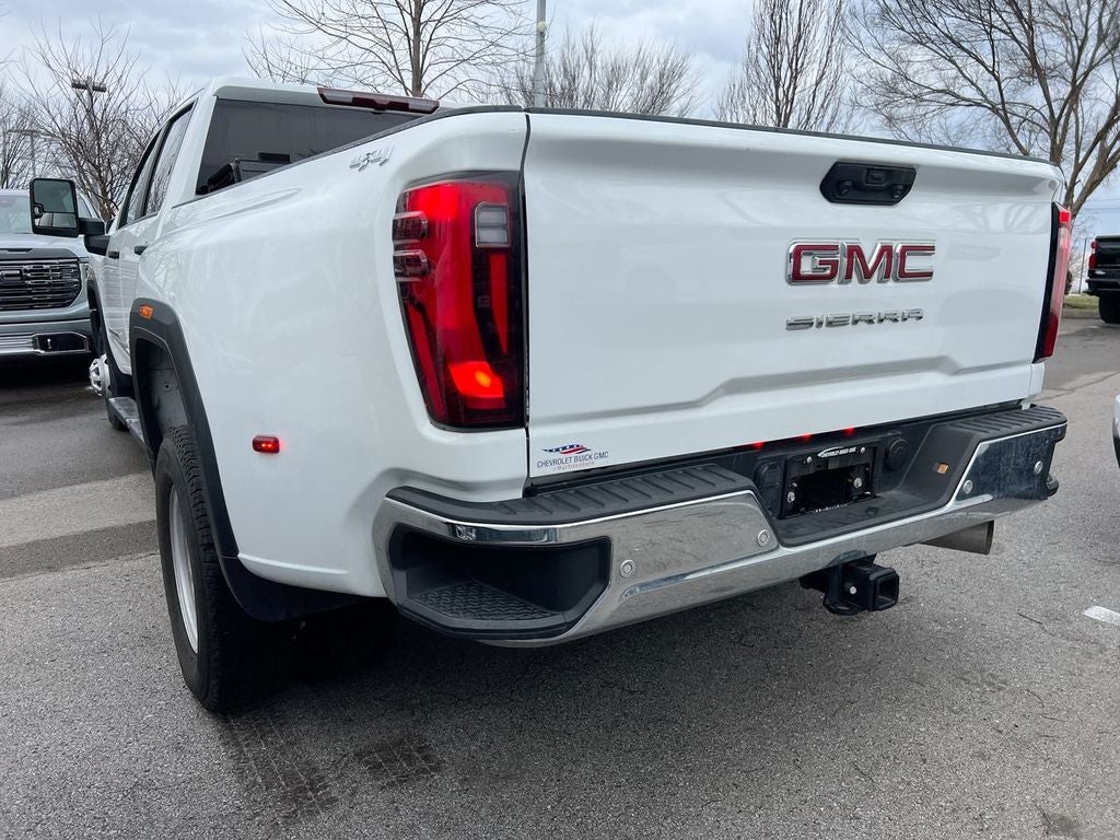 2024 GMC Sierra Pro