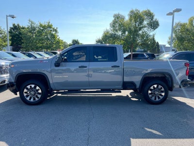 2025 Chevrolet Silverado Custom