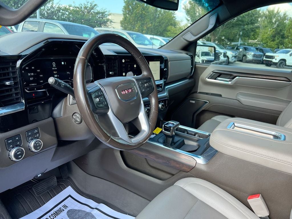2022 GMC Sierra SLT