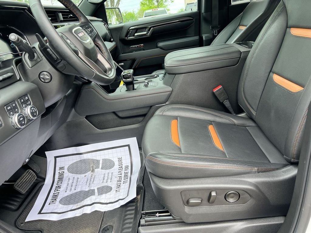 2025 GMC Sierra AT4