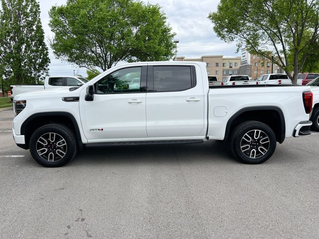 2025 GMC Sierra AT4
