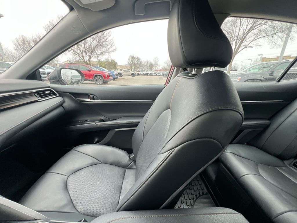 2020 Toyota Camry Hybrid Hybrid XLE