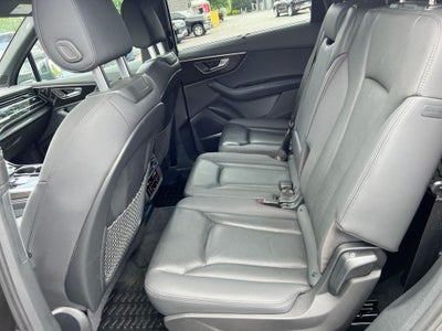 2022 Audi Q7 Premium Plus