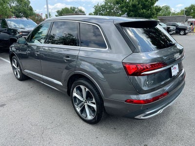 2022 Audi Q7 Premium Plus