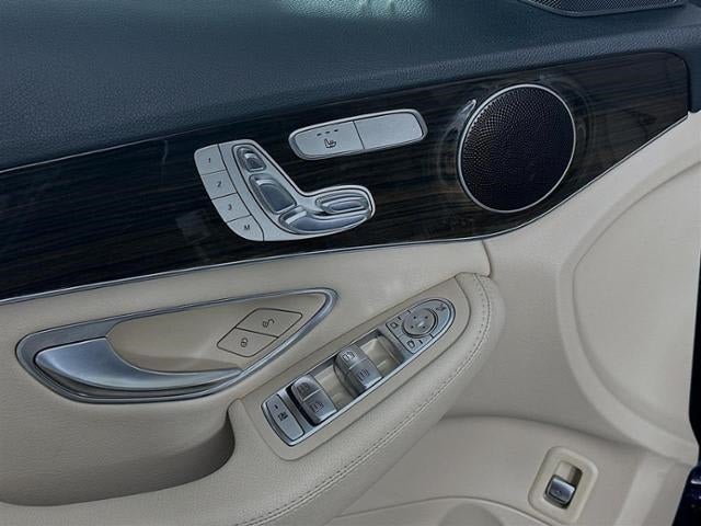 2017 Mercedes-Benz C 300 C 300 4MATIC® Sedan