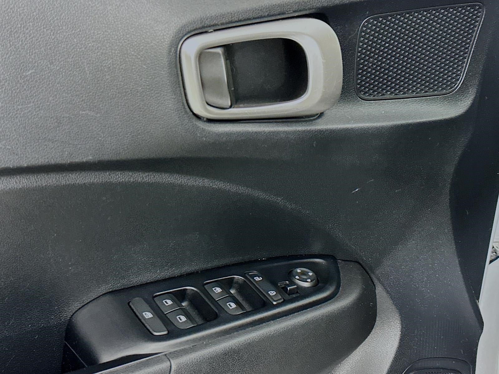 2022 Hyundai Venue SE IVT