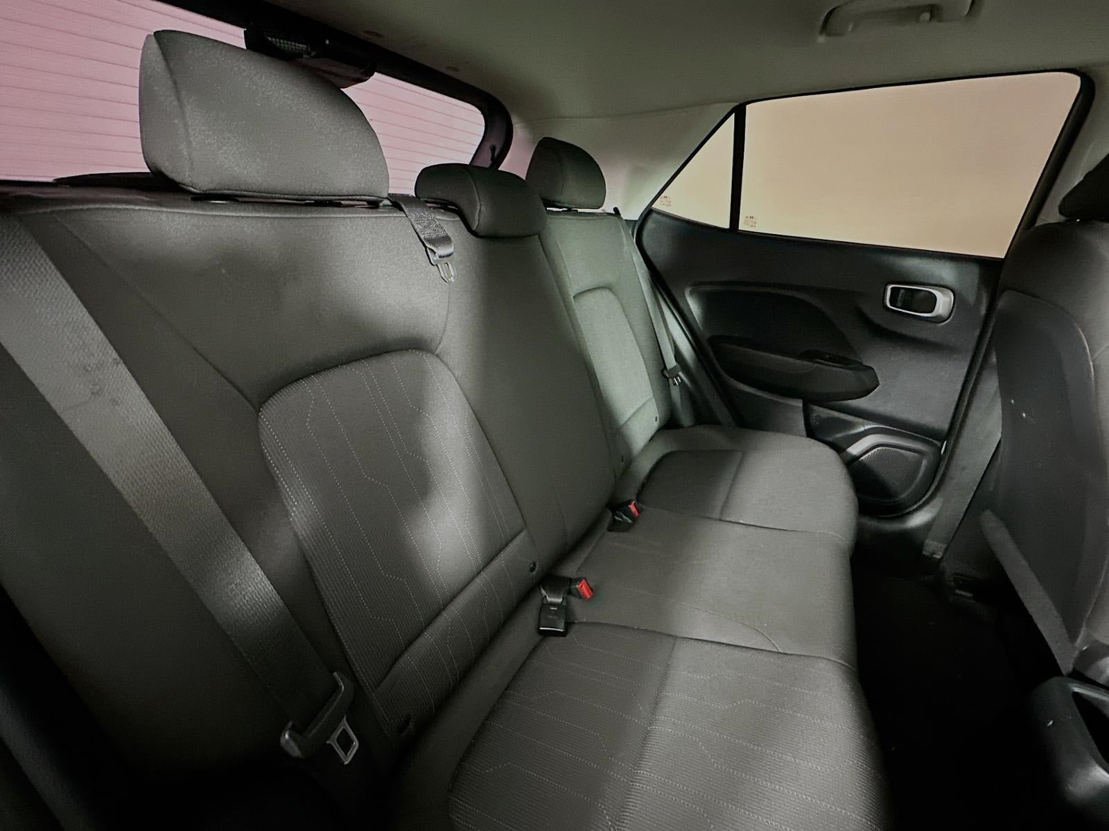 2022 Hyundai Venue SE IVT