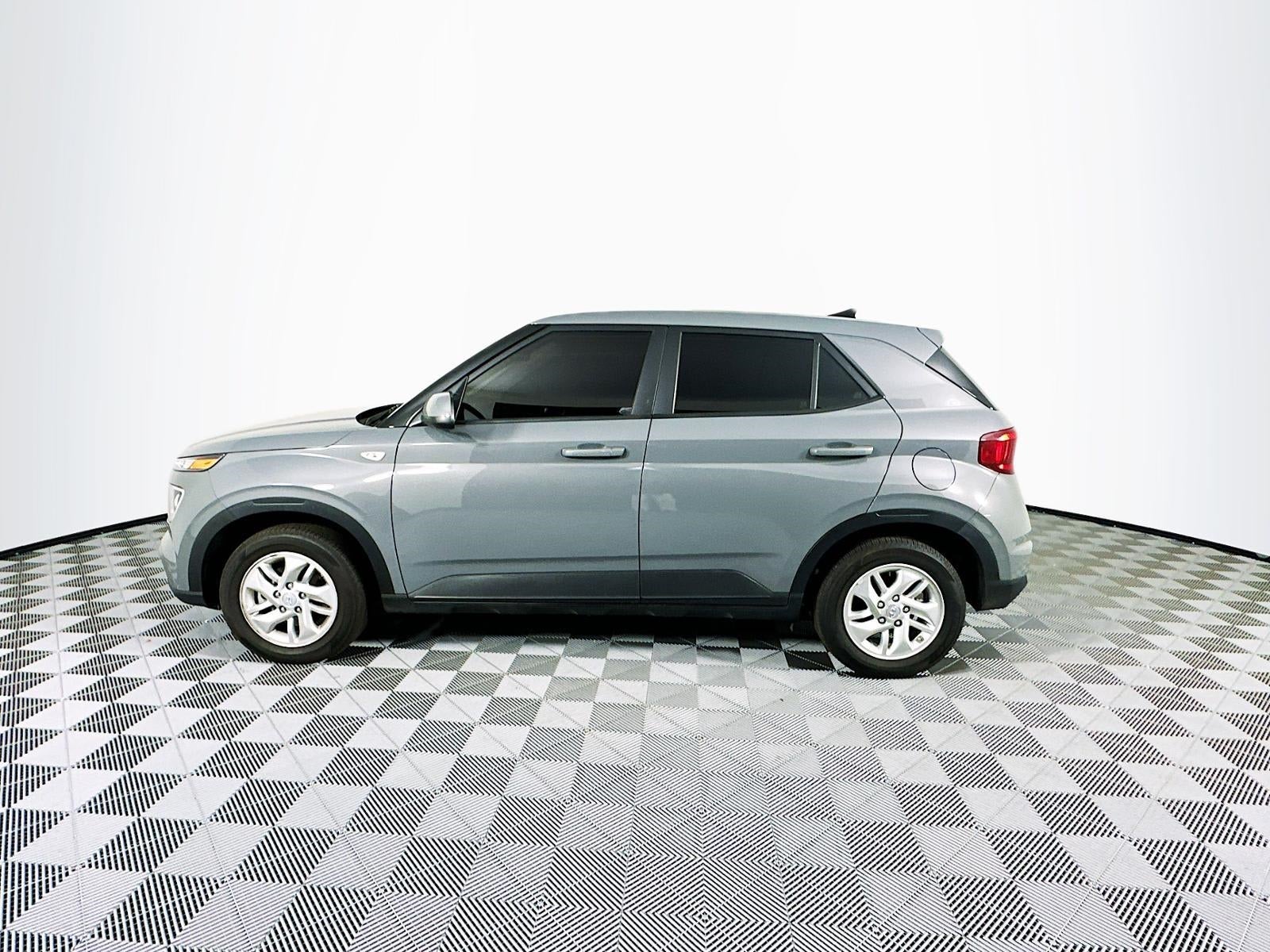 2022 Hyundai Venue SE IVT