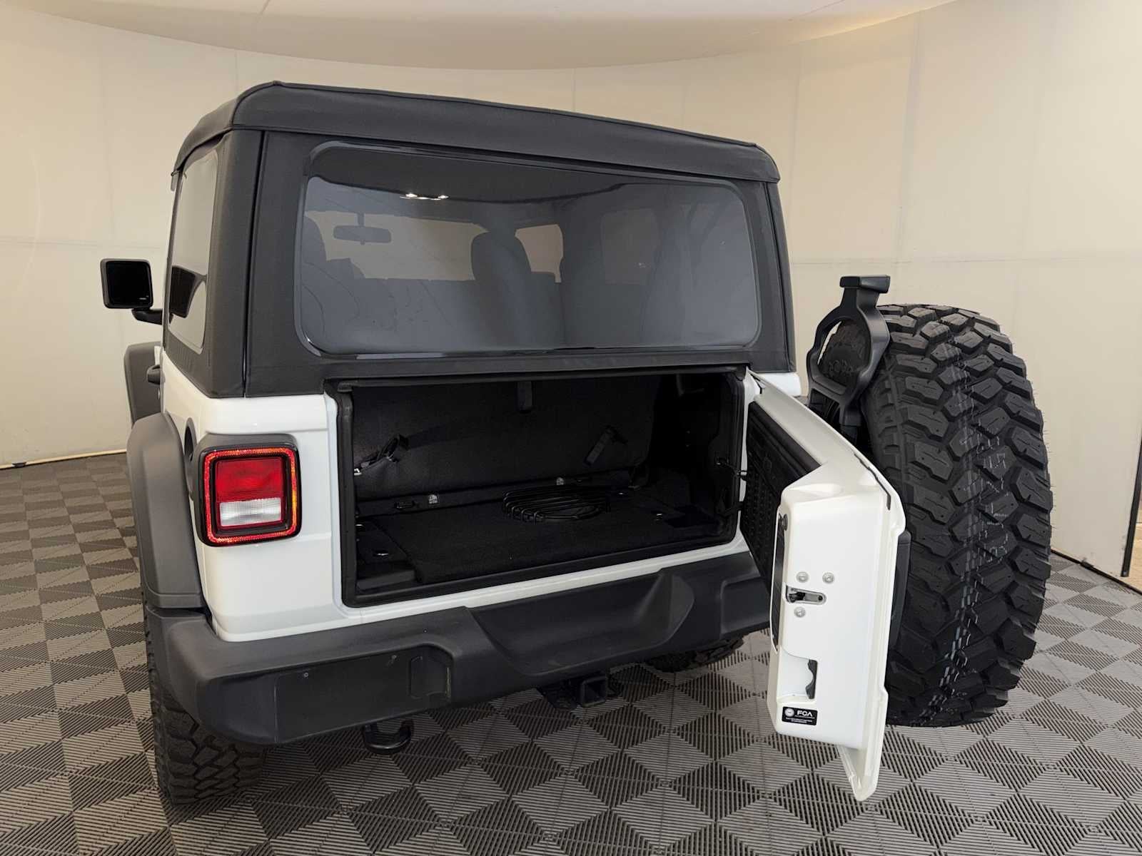 2021 Jeep Wrangler Willys 4x4