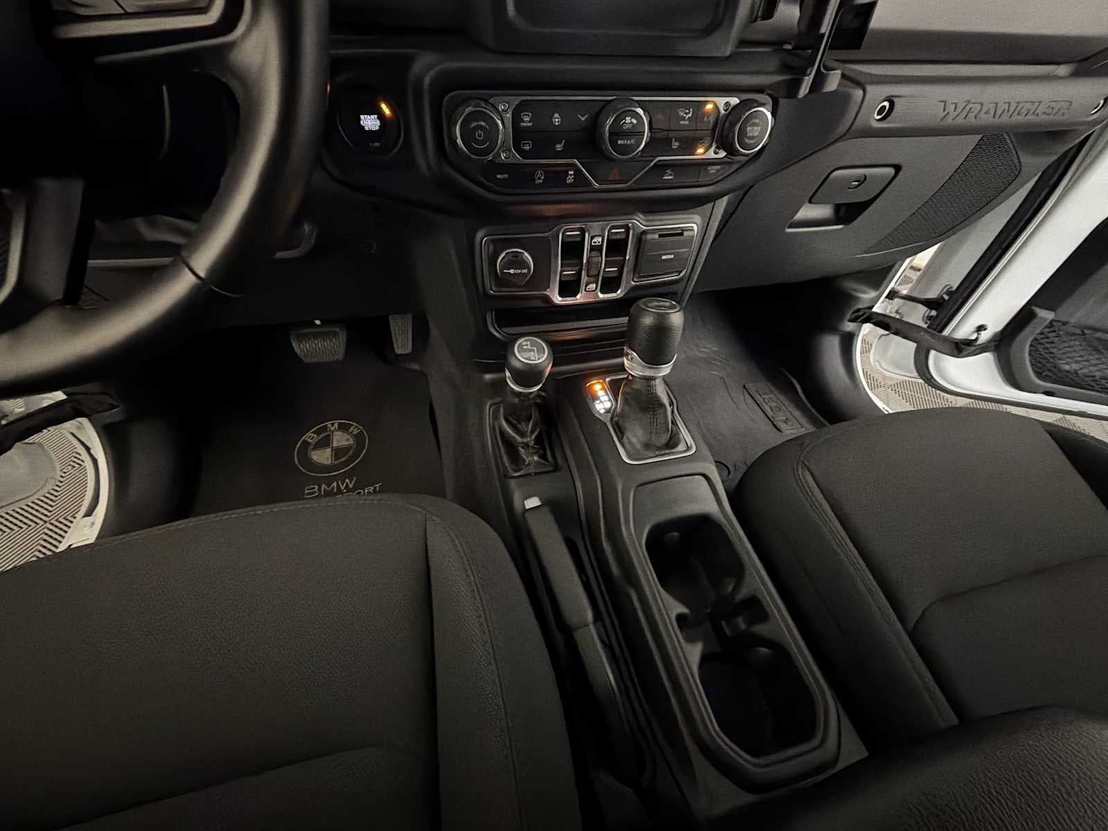 2022 Jeep Wrangler Unlimited Willys 4x4