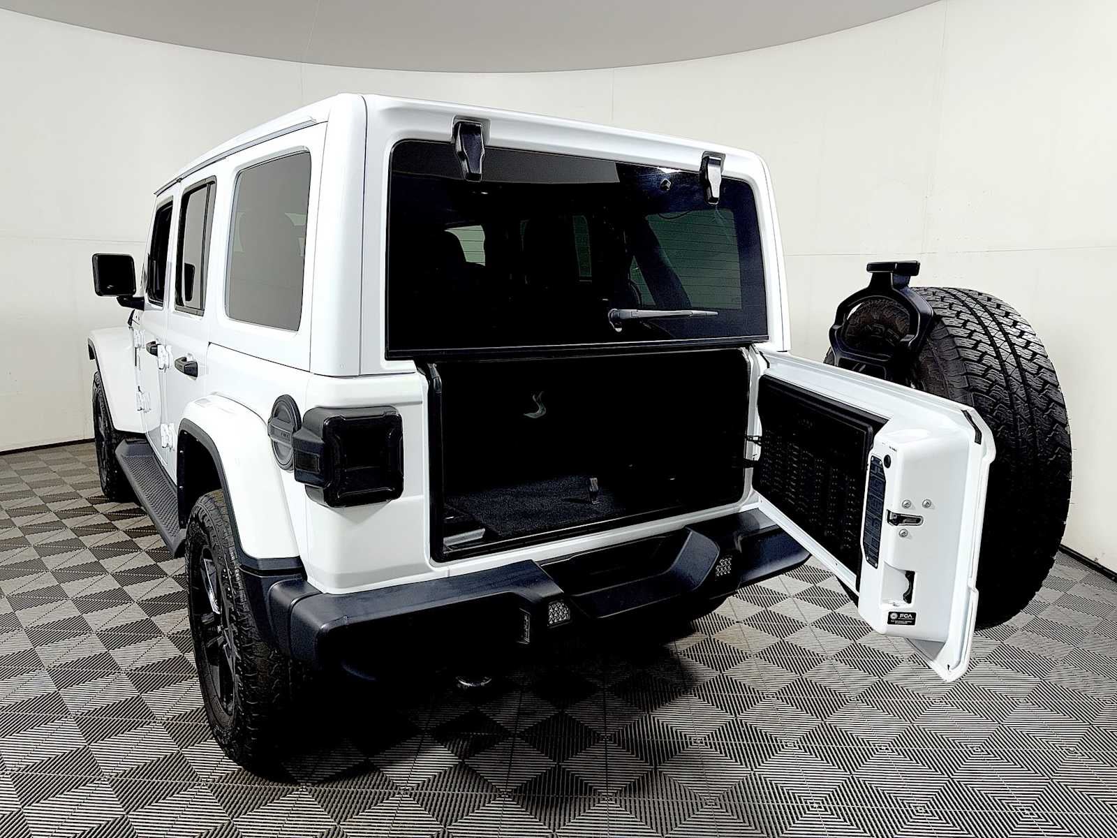 2021 Jeep Wrangler Unlimited Sahara Altitude 4x4