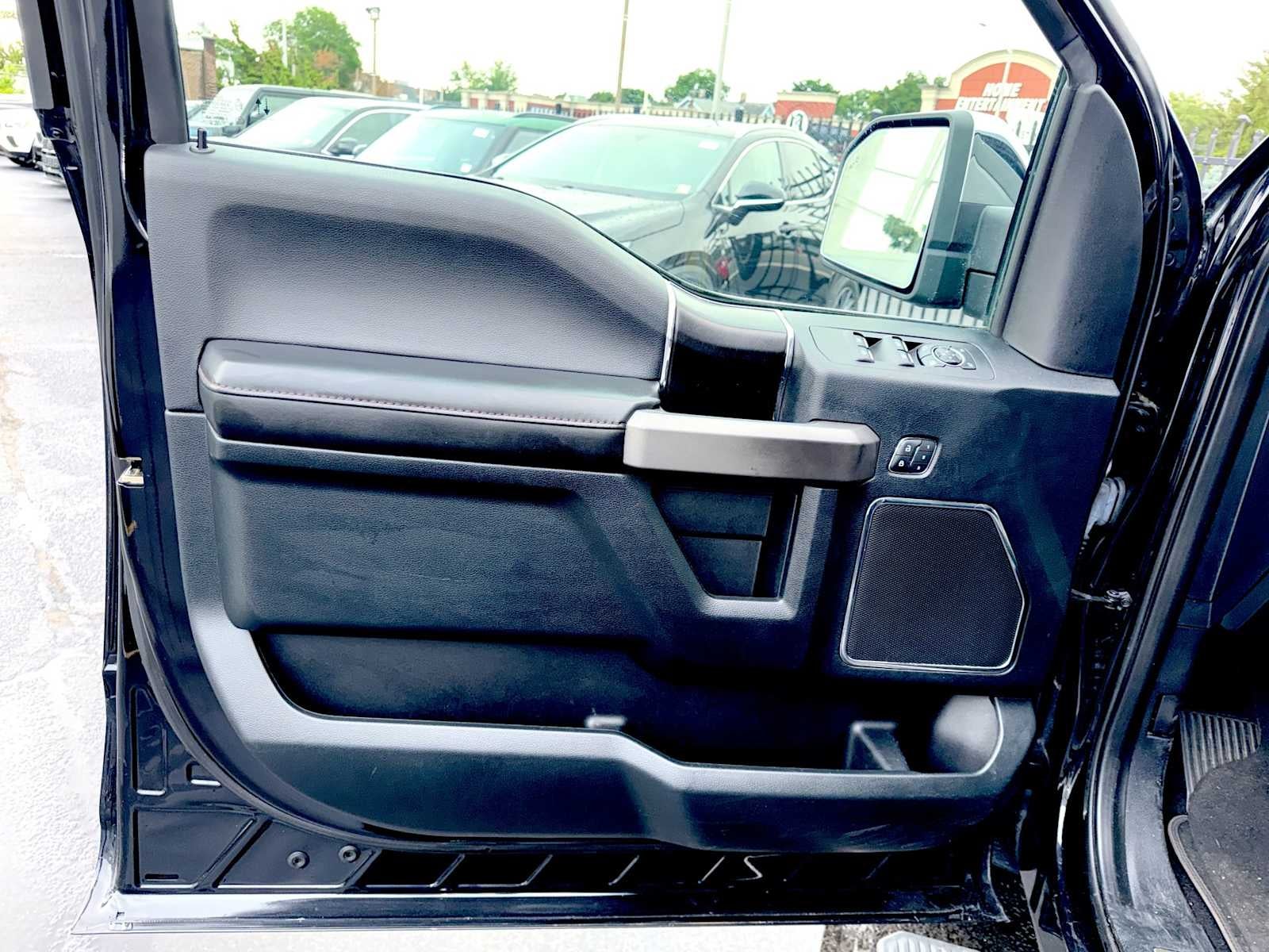 2020 Ford F-150 Platinum 4WD SuperCrew 5.5 Box