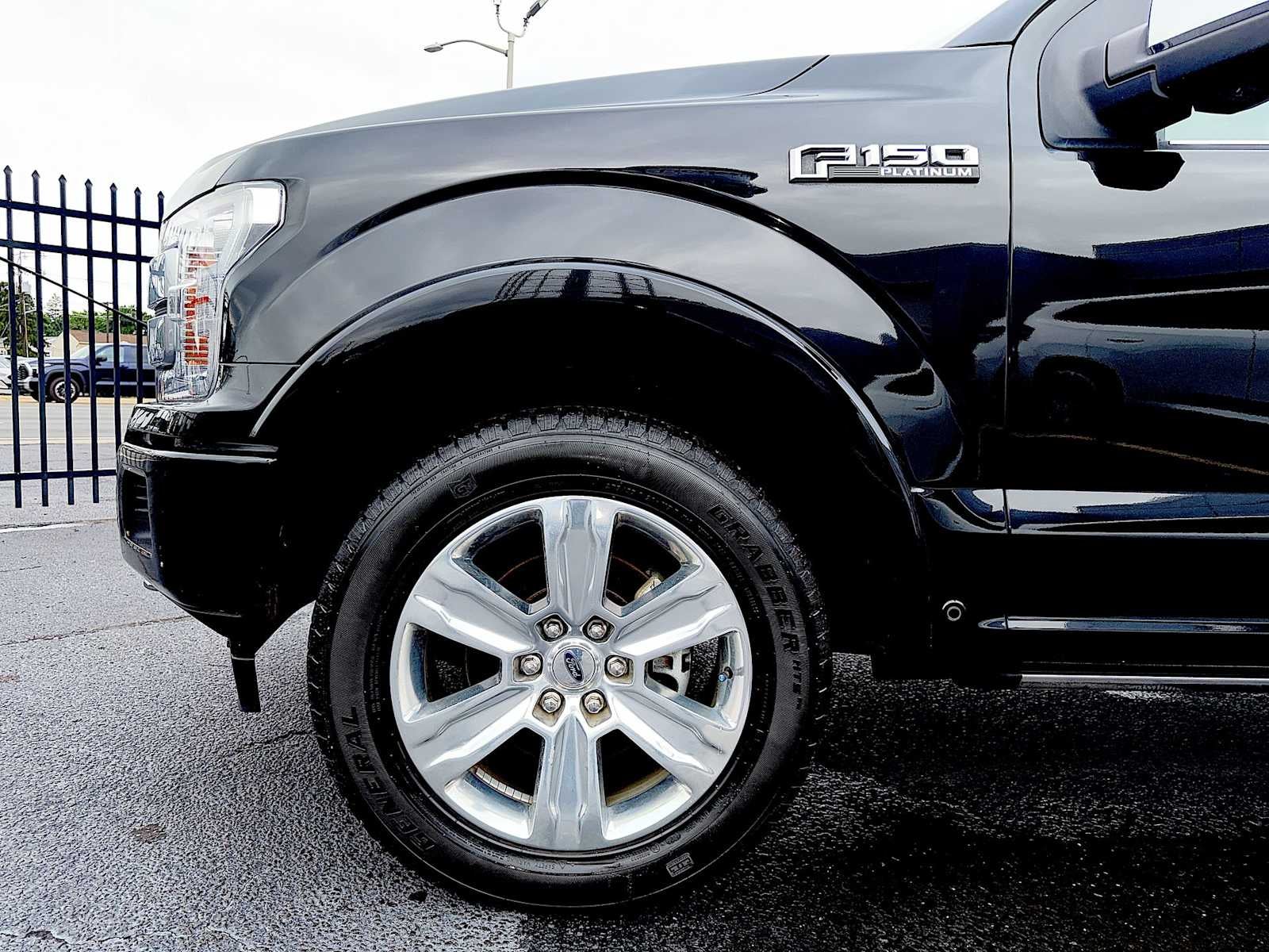 2020 Ford F-150 Platinum 4WD SuperCrew 5.5 Box