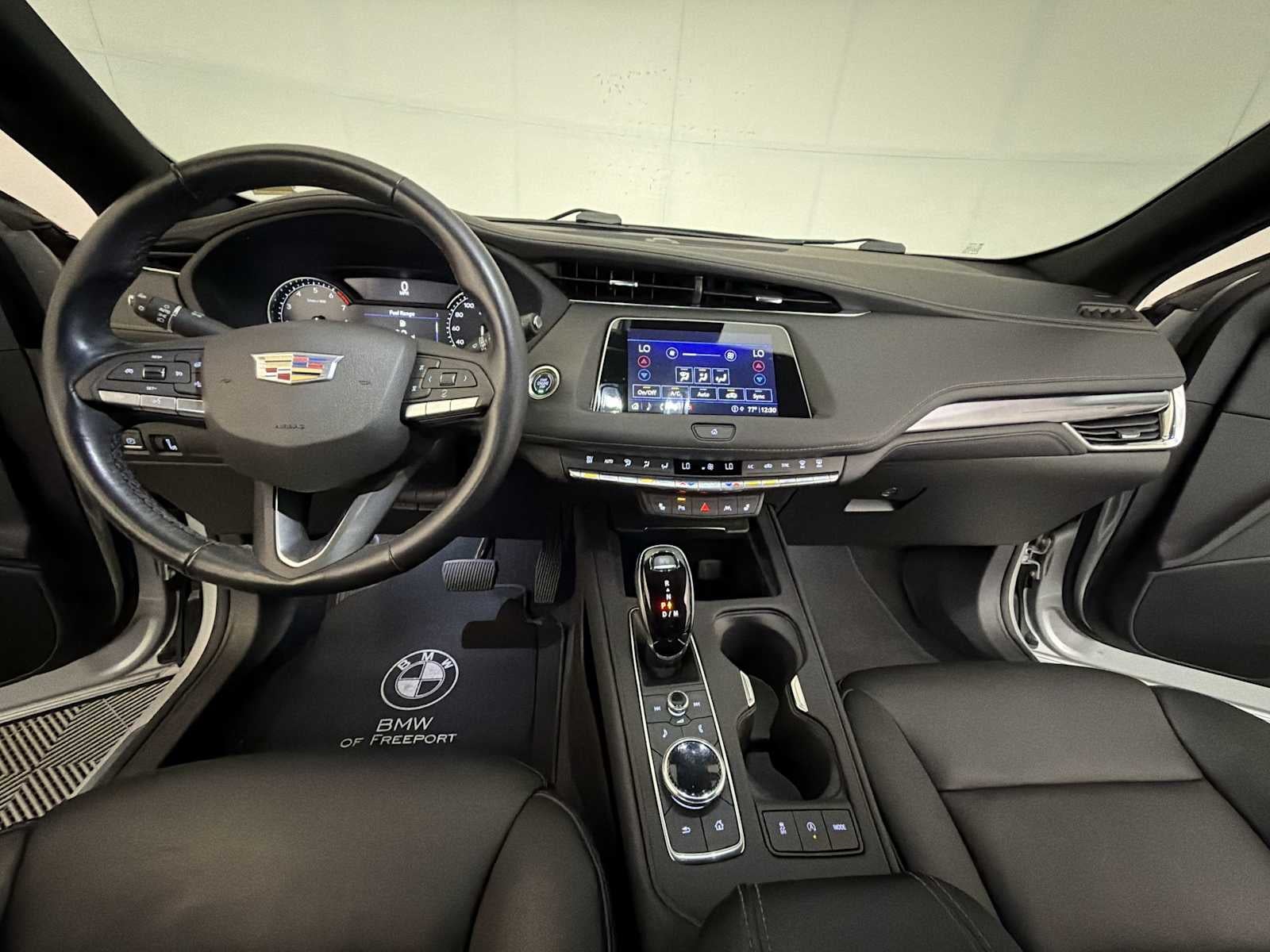 2022 Cadillac XT4 AWD 4dr Luxury
