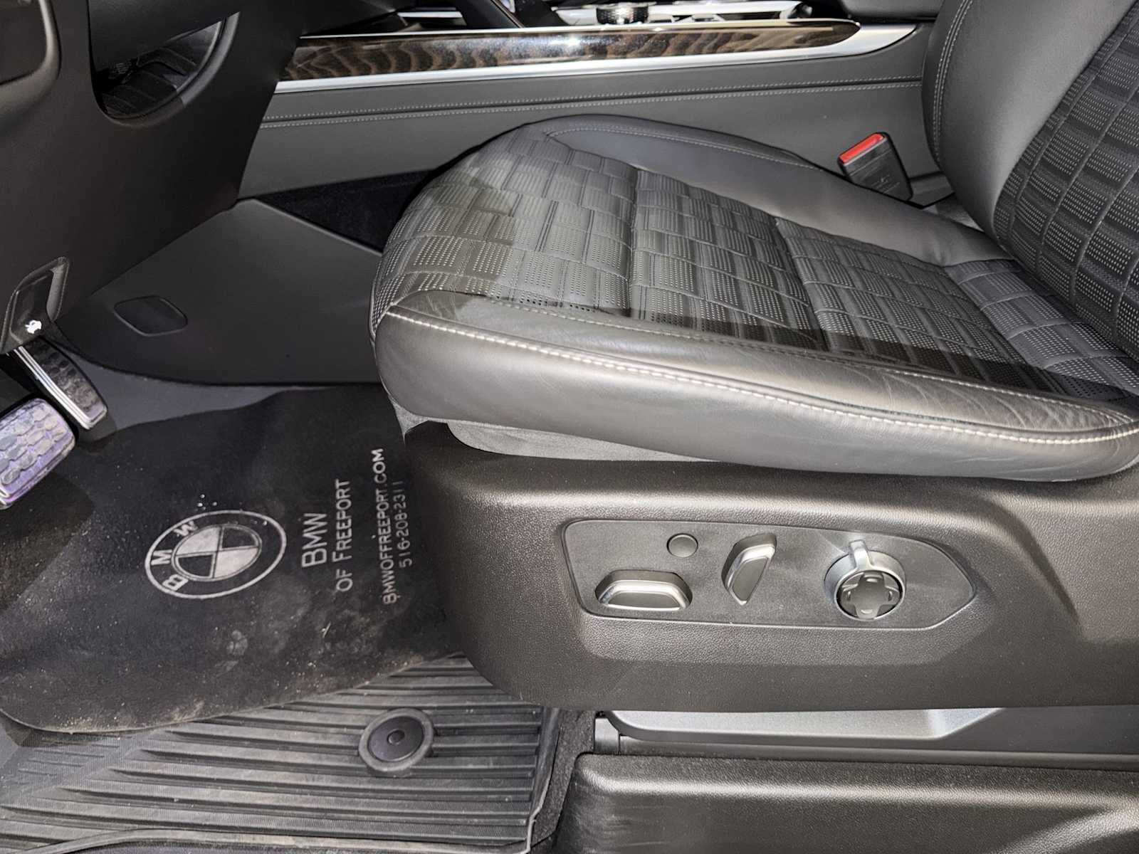 2025 Cadillac Escalade ESV 4WD 4dr Sport Platinum