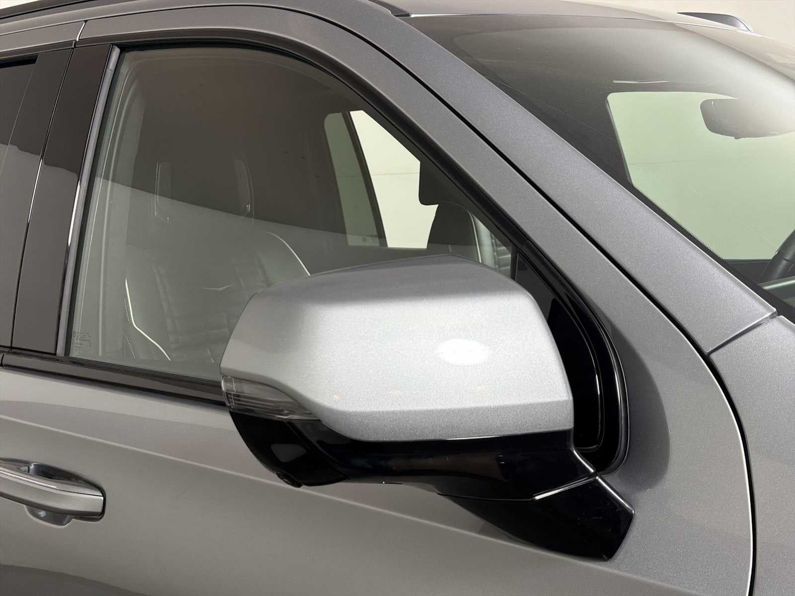 2025 Cadillac Escalade ESV 4WD 4dr Sport Platinum