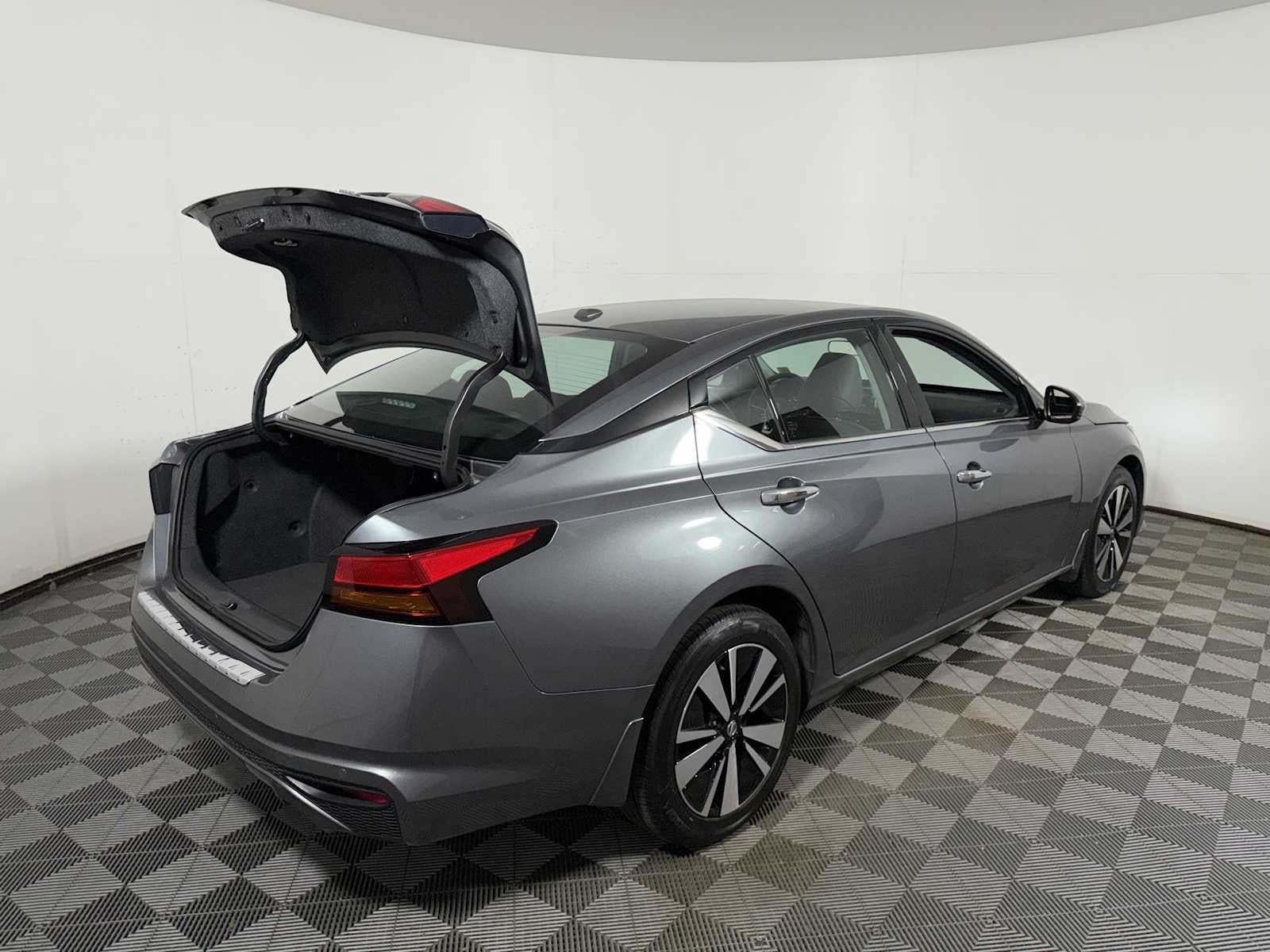 2021 Nissan Altima 2.5 SL AWD Sedan