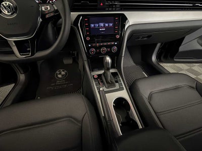 2022 Volkswagen Passat 2.0T SE Auto