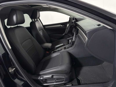 2022 Volkswagen Passat 2.0T SE Auto