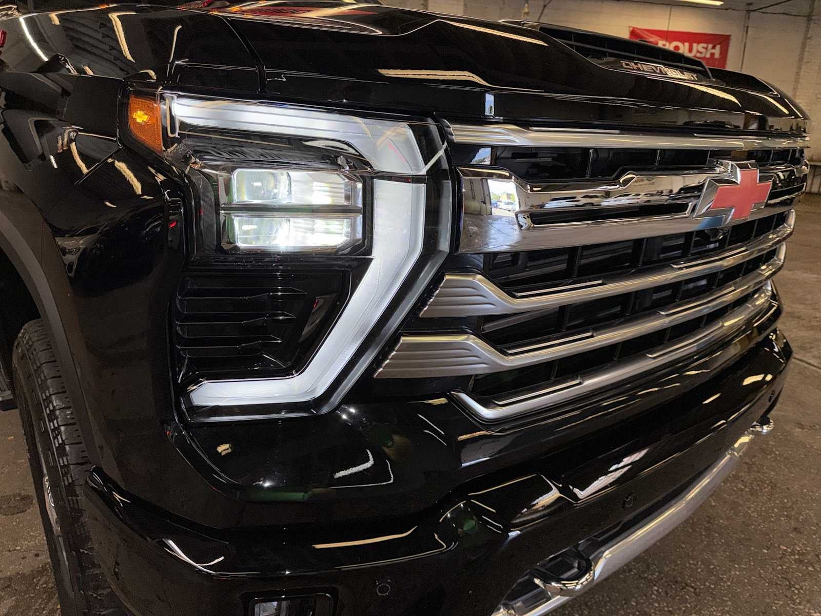 2025 Chevrolet Silverado 2500HD 4WD Crew Cab 159 High Country