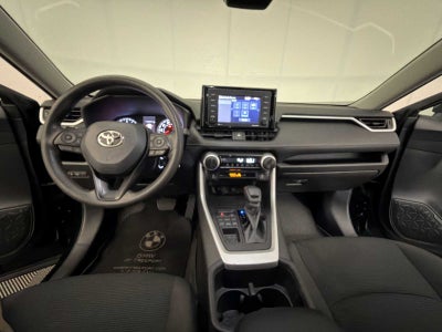 2022 Toyota RAV4 LE AWD