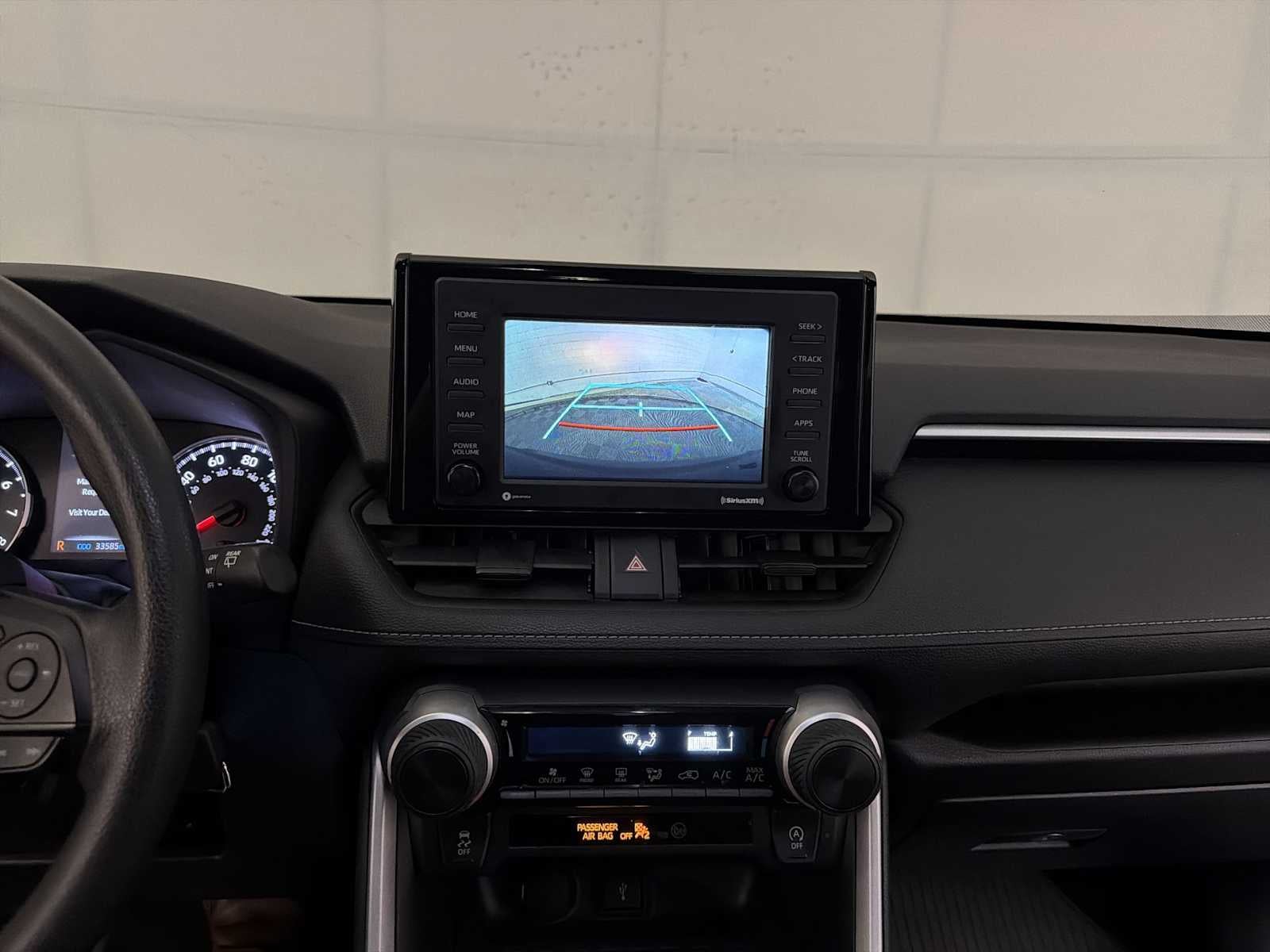 2022 Toyota RAV4 LE AWD