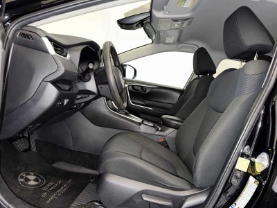 2022 Toyota RAV4 LE AWD