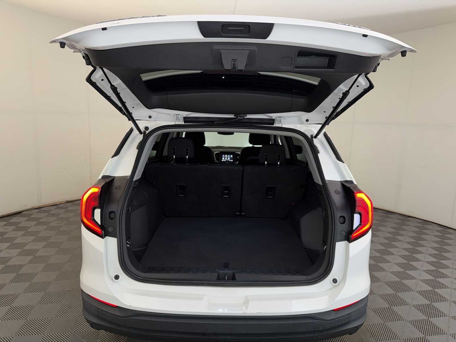 2020 GMC Terrain AWD 4dr SLE