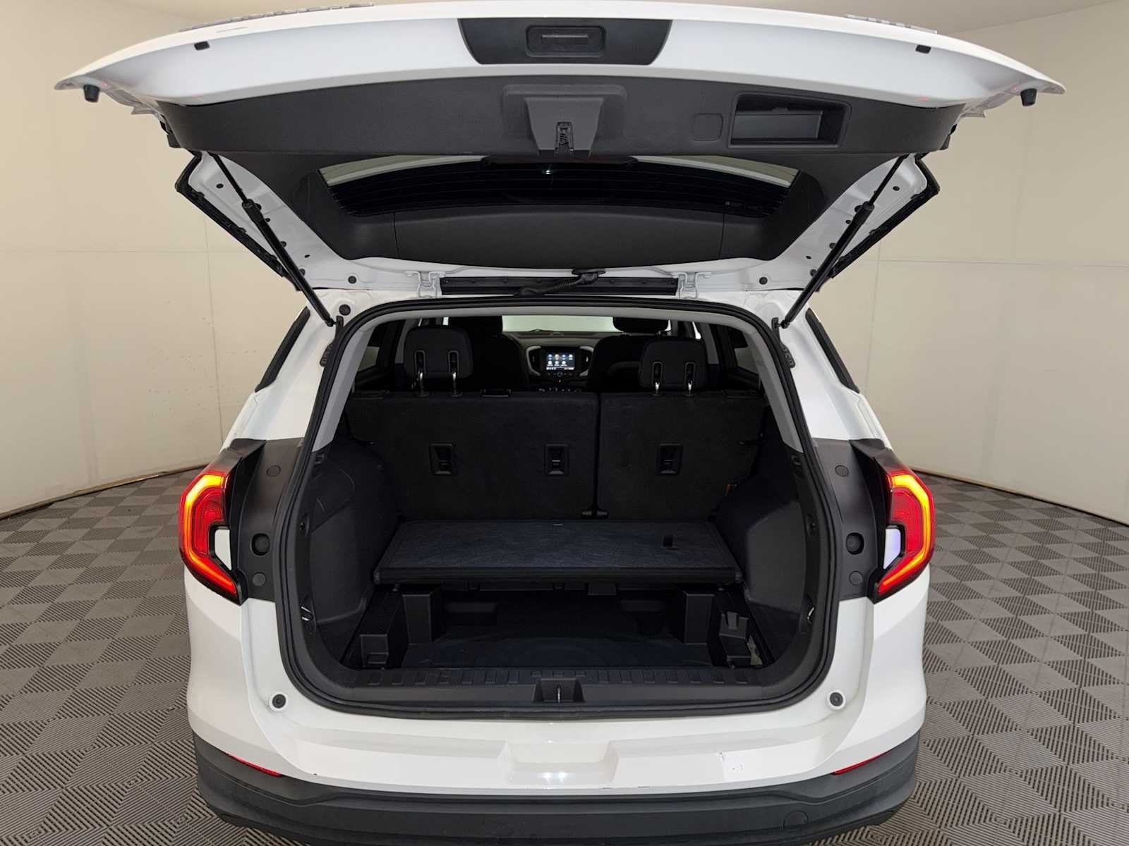 2020 GMC Terrain AWD 4dr SLE