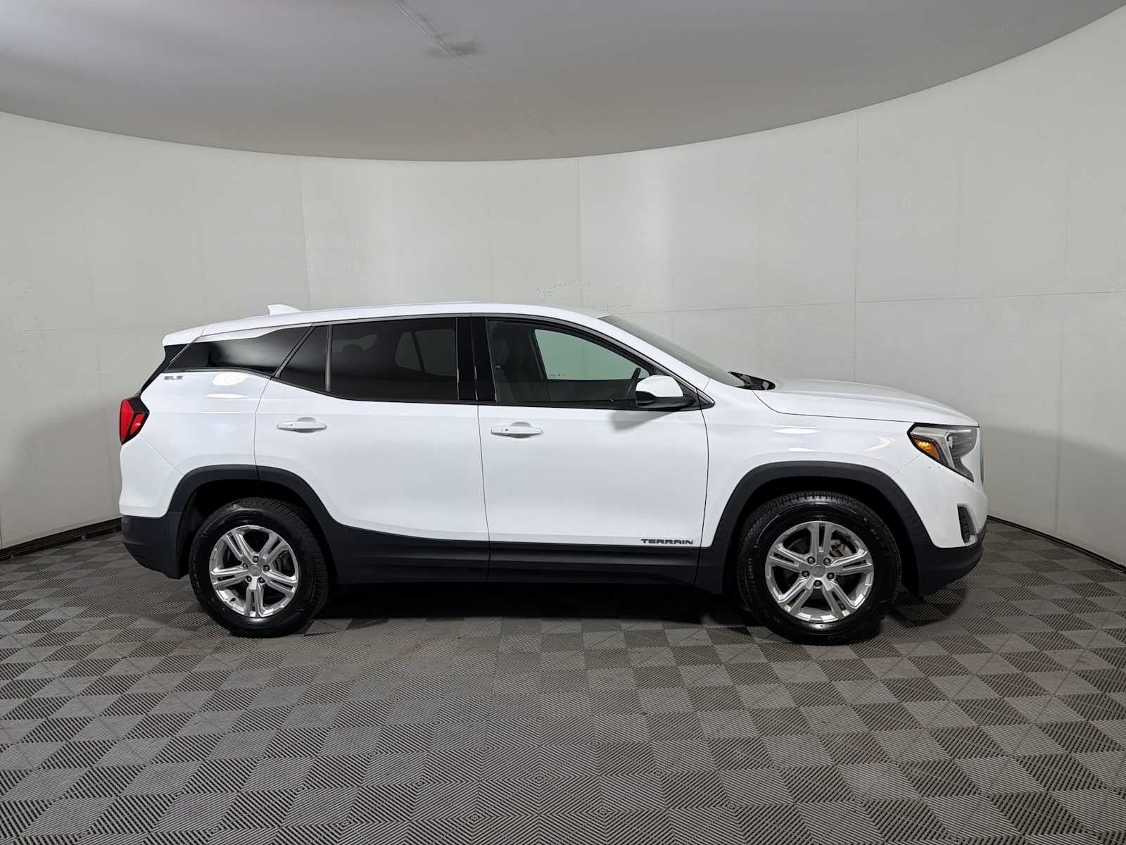 2020 GMC Terrain AWD 4dr SLE