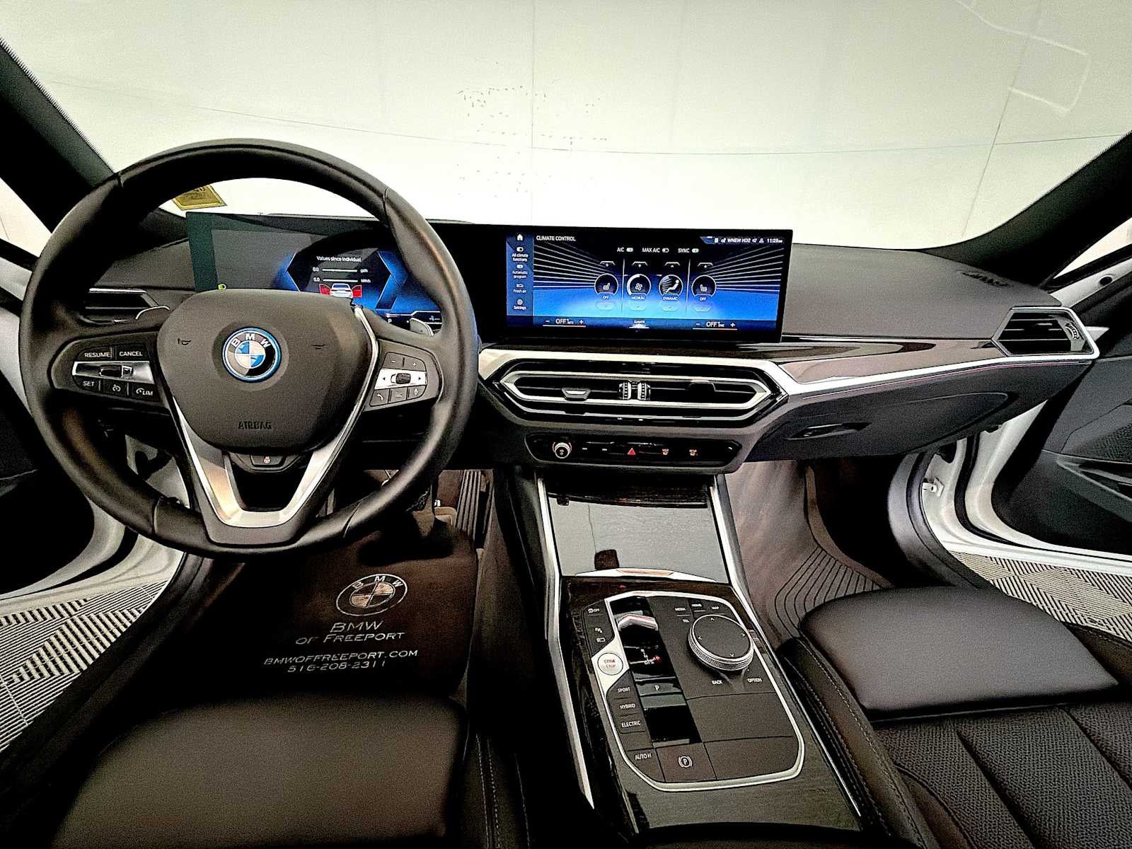 2023 BMW 3 Series 330e xDrive Plug-In Hybrid