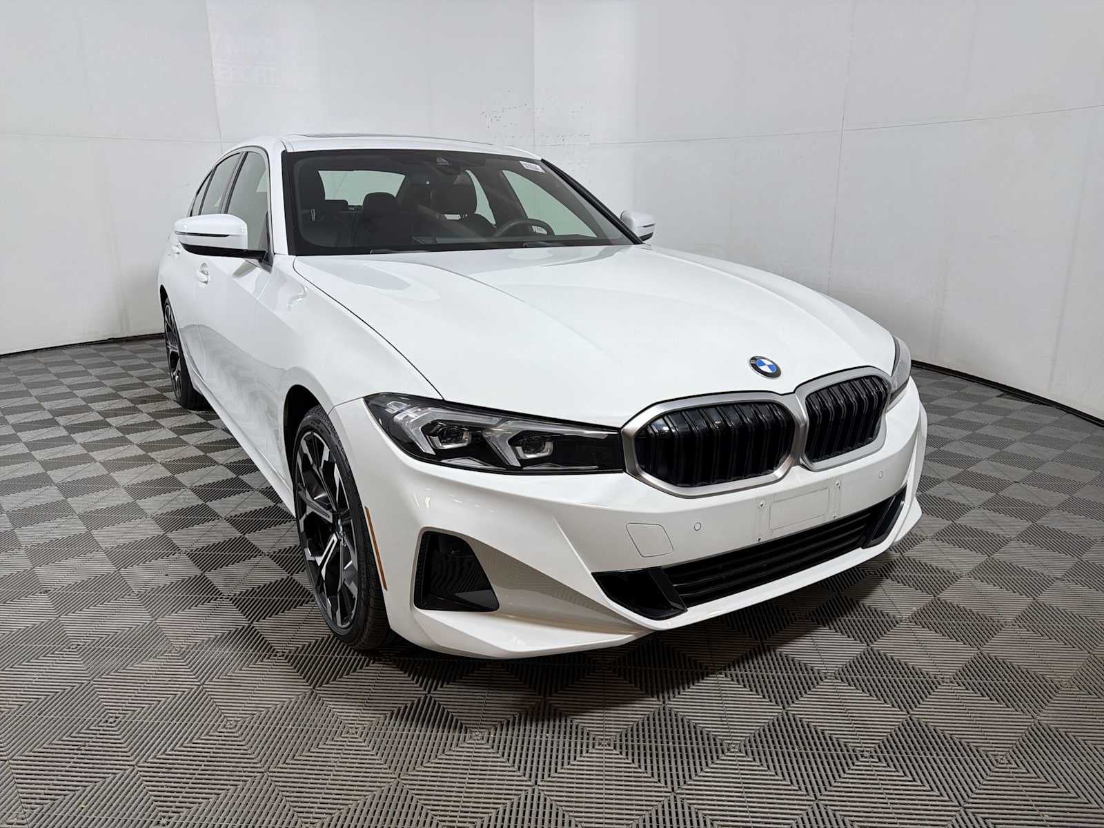 2025 BMW 3 Series 330i xDrive Sedan