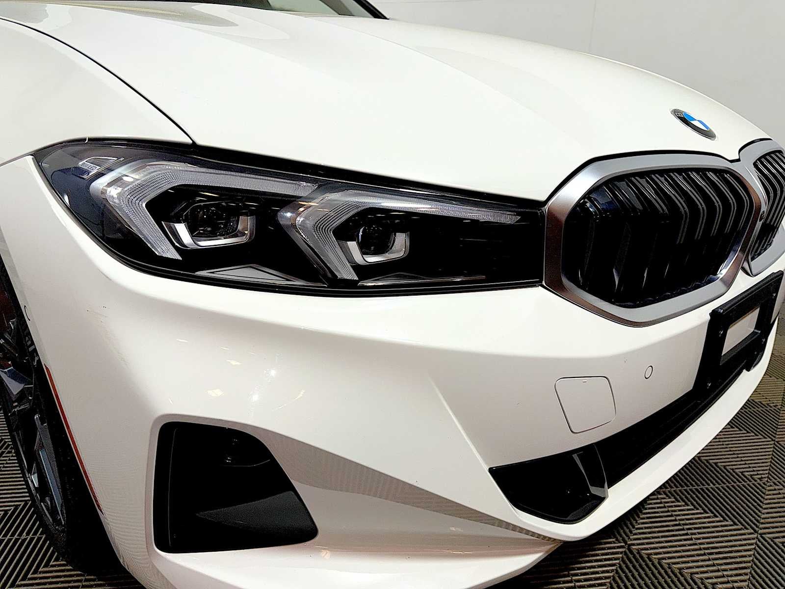 2025 BMW 3 Series 330i xDrive Sedan