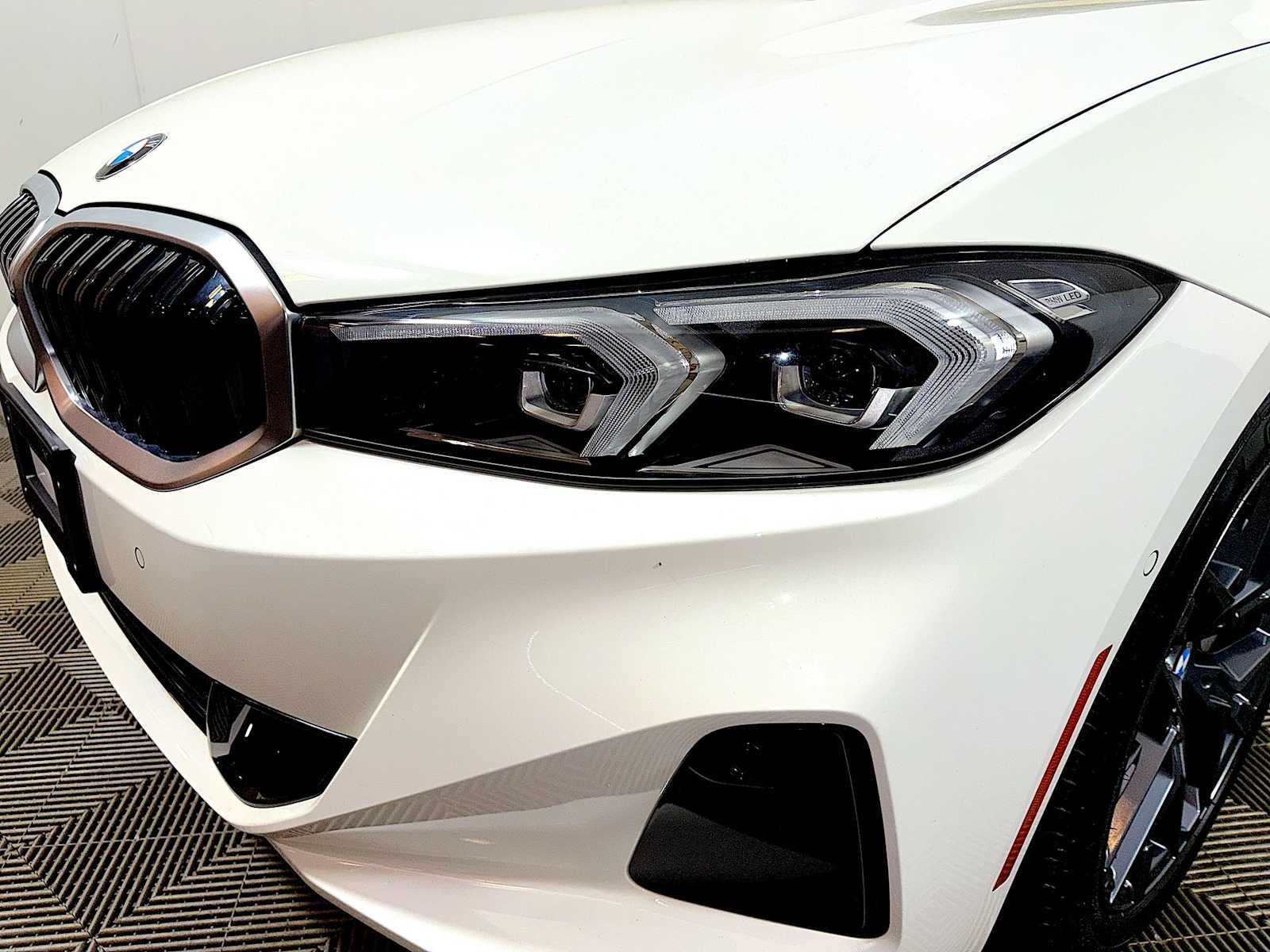 2025 BMW 3 Series 330i xDrive Sedan
