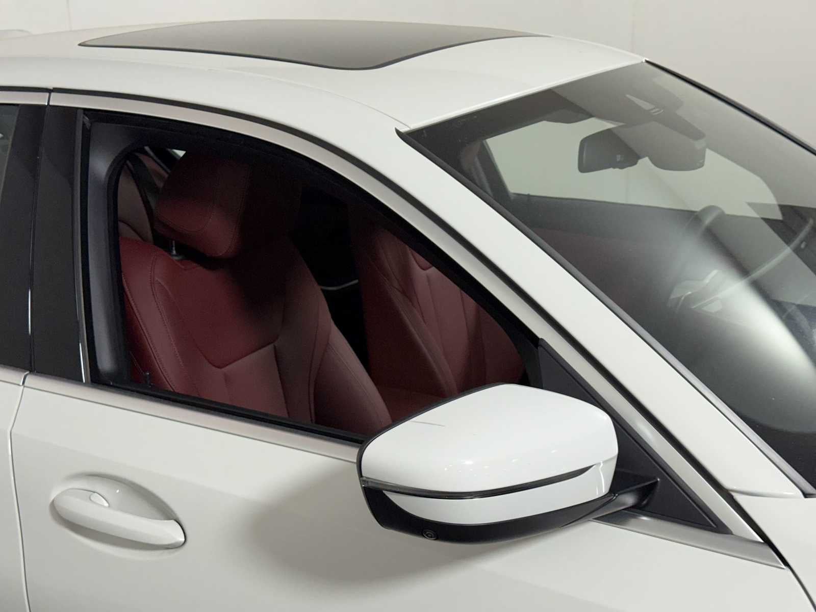 2025 BMW 3 Series 330i xDrive Sedan