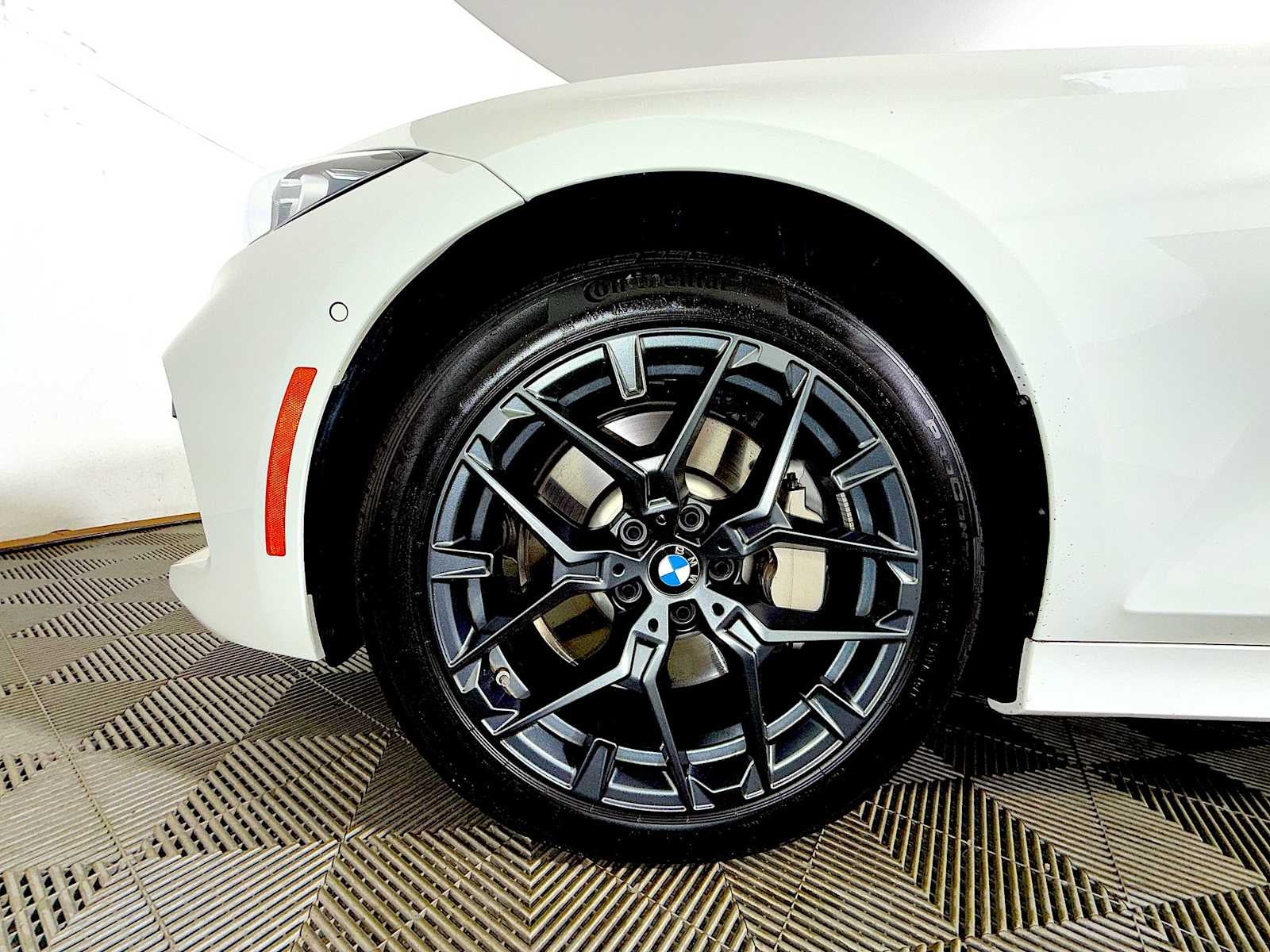 2025 BMW 3 Series 330i xDrive Sedan
